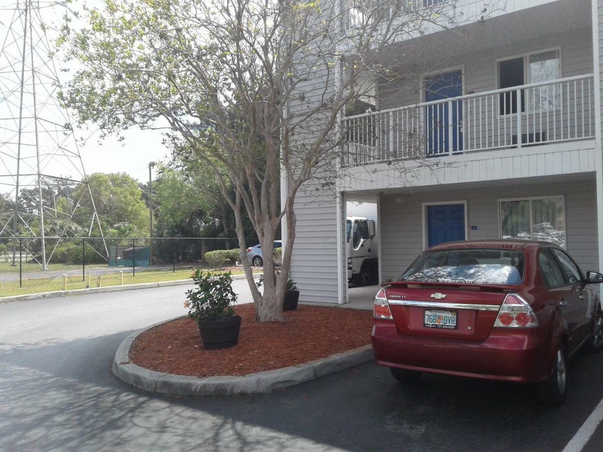 Intown Suites Extended Stay Clearwater Fl エクステリア 写真